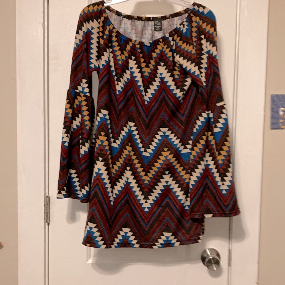 Win Win tunic top